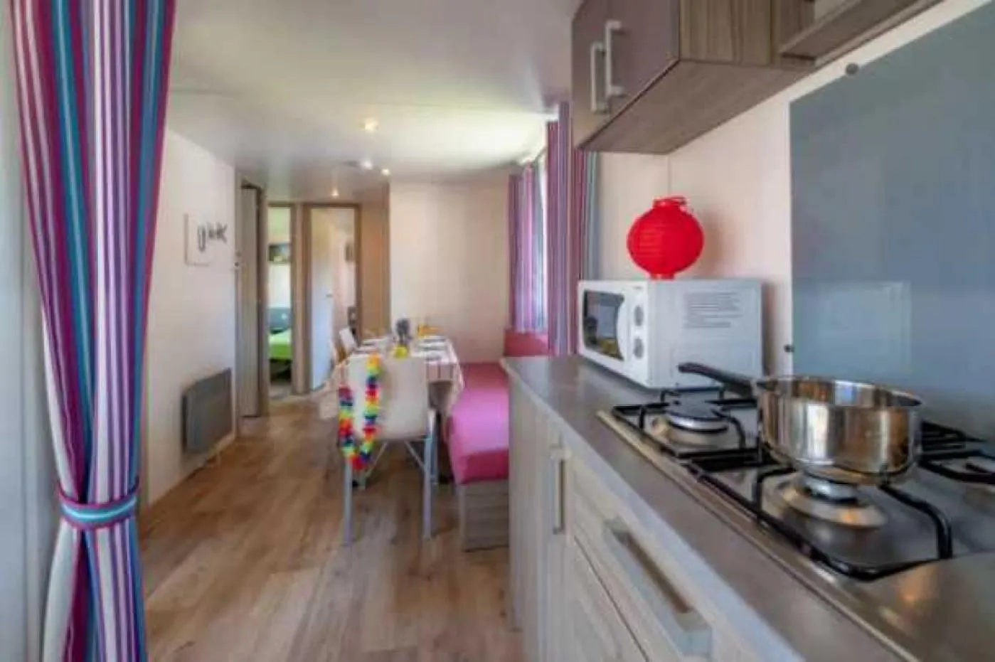 Mobilhome - Eeiccd Murol 0*,  France